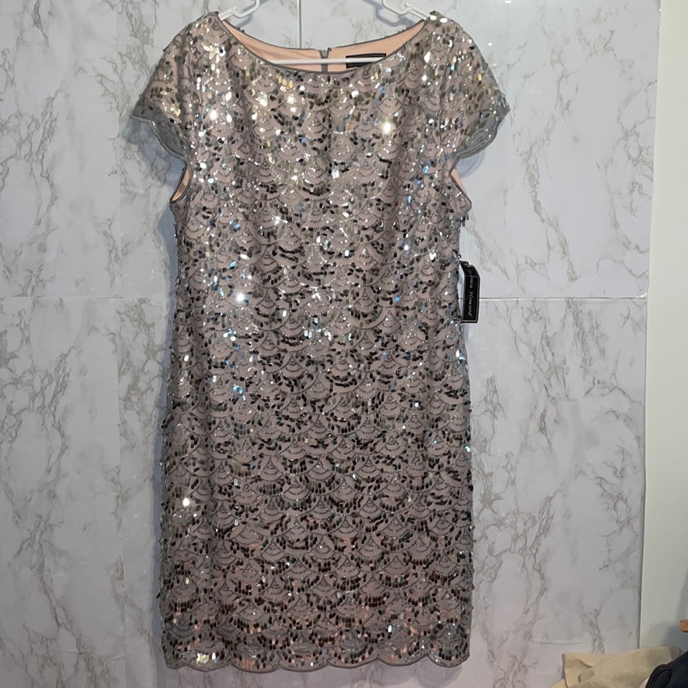 NWT Jessica Howard dress
